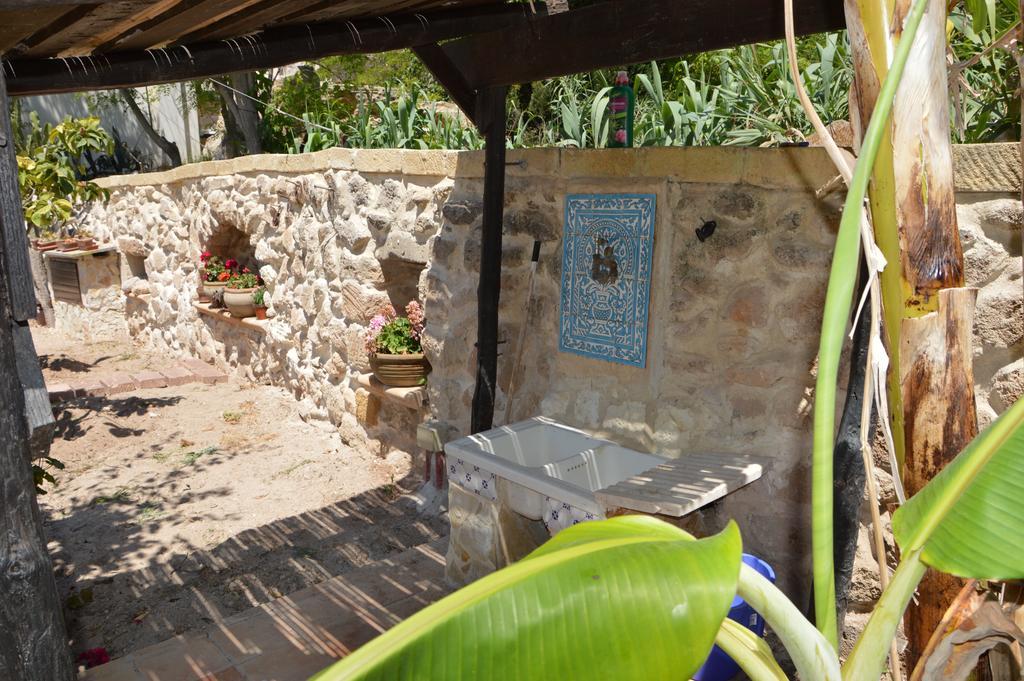 פאביננה Guest House Al Giardino Dei Limoni מראה חיצוני תמונה